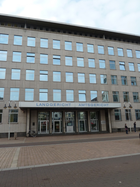 Frontansicht Amts- und Landgericht Bochum